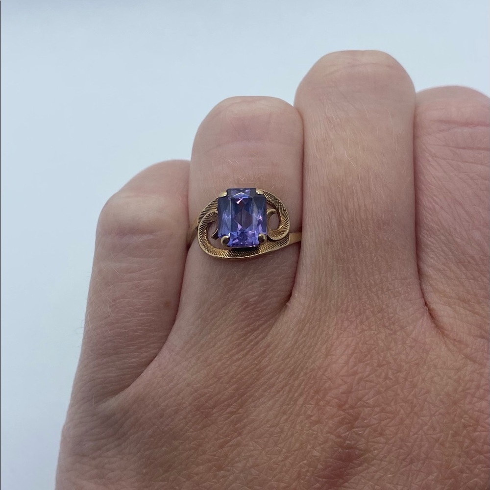 10k amethyst ring - Picture 8 of 12